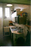 old kitchen.jpg (21253 bytes)
